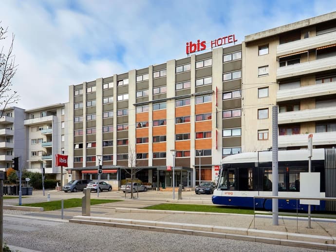 ibis Annemasse, Primary image