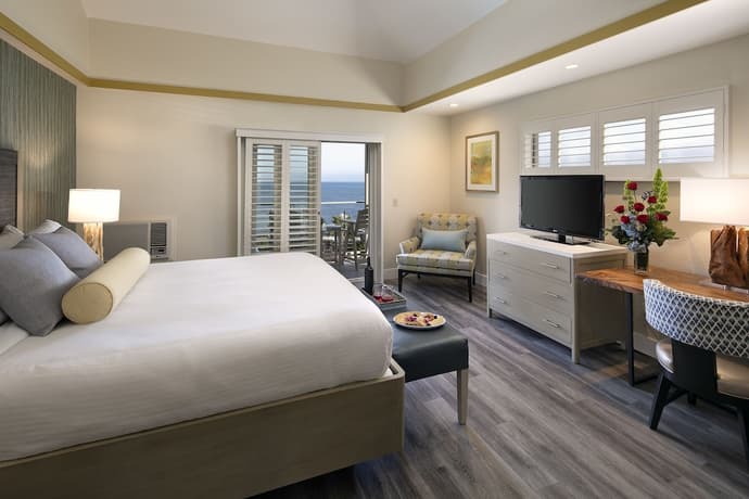 Inn at the Cove, Primary image