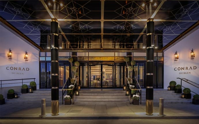 Conrad Dublin, Primary image