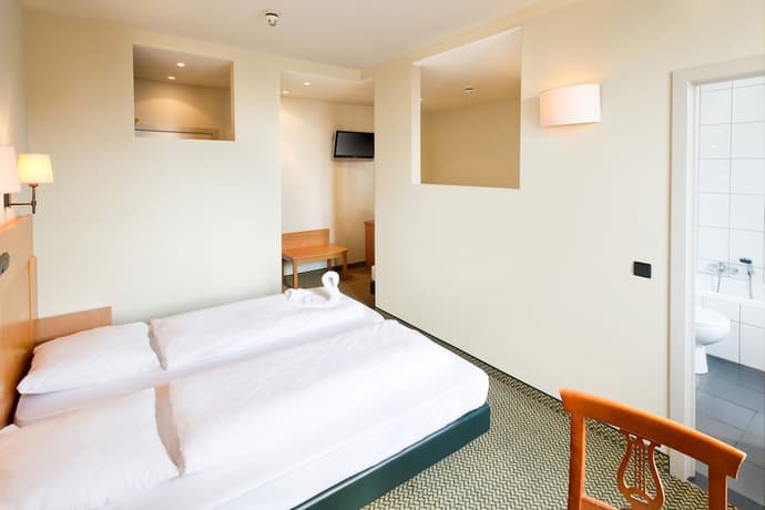 a&o Antwerpen Centraal, Primary image