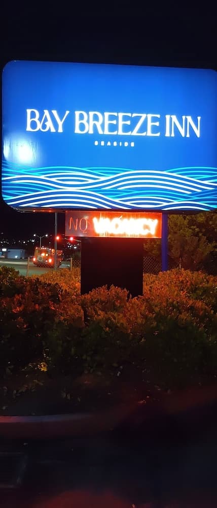 Bay Breeze Inn, Primary image