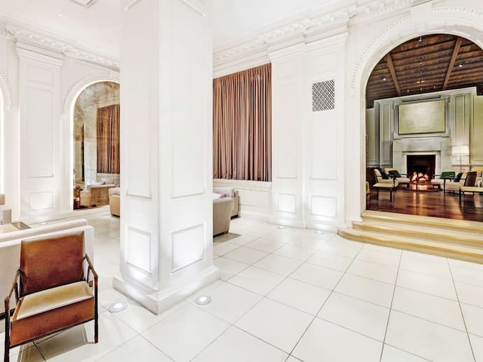 The Chicago Hotel Collection Ambassador Gold Coast, Primary image