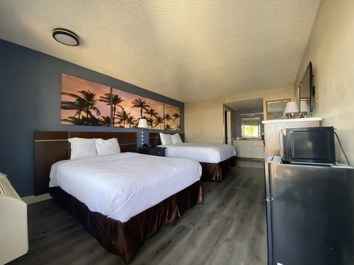 Days Inn by Wyndham Ontario Airport, Primary image