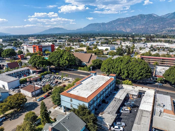 Rodeway Inn & Suites Pasadena, Primary image