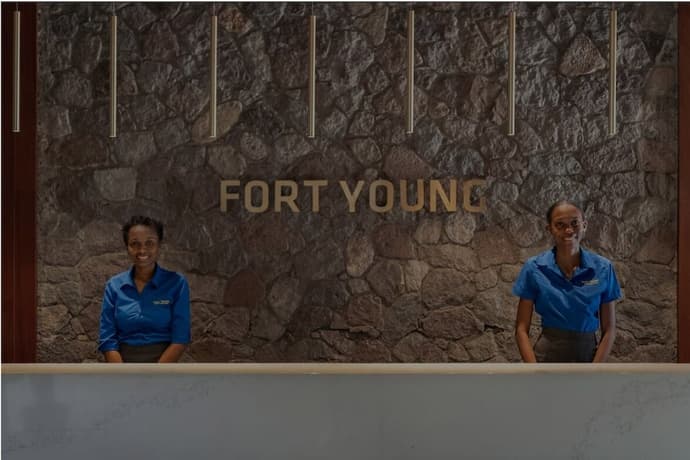 Fort Young Hotel, Interior entrance