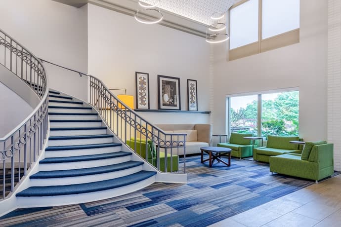 Holiday Inn Express Hotel & Suites Chicago-Midway Airport by IHG, Primary image