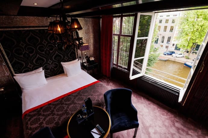 The Pavilions Amsterdam, The Toren, Primary image