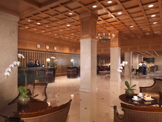 Radisson Blu Hotel, Dubai Deira Creek, Lobby