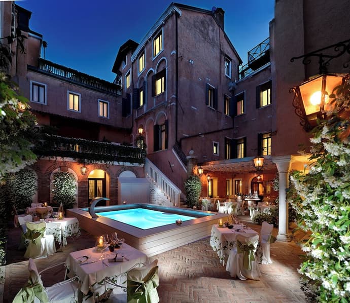 Hotel Giorgione, Primary image