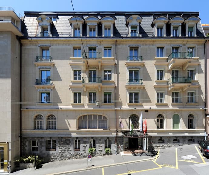 Hotel Victoria, Primary image