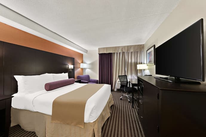 Best Western Plus Toronto North York Hotel & Suites, Primary image