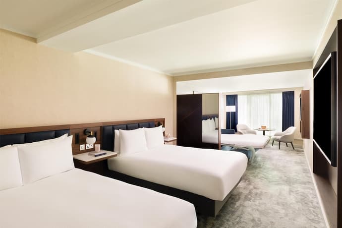 Hilton London Metropole, Primary image