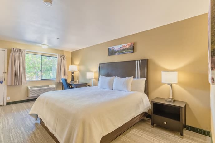 The Oakhurst Inn at Yosemite, Primary image