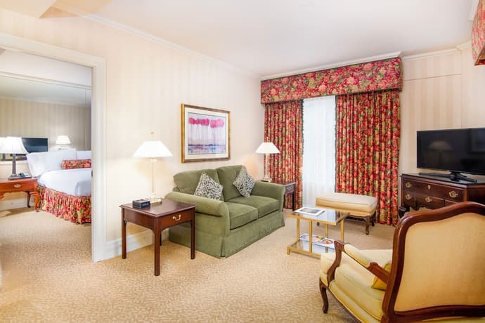 Mayflower Park Hotel, Primary image