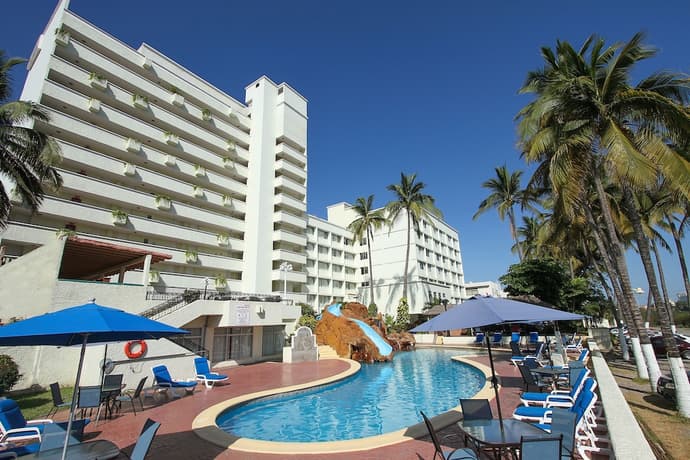 Don Pelayo Pacific Beach, Primary image