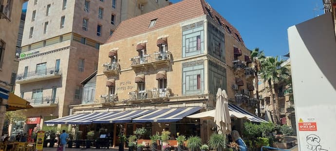 Zion Hotel, Primary image