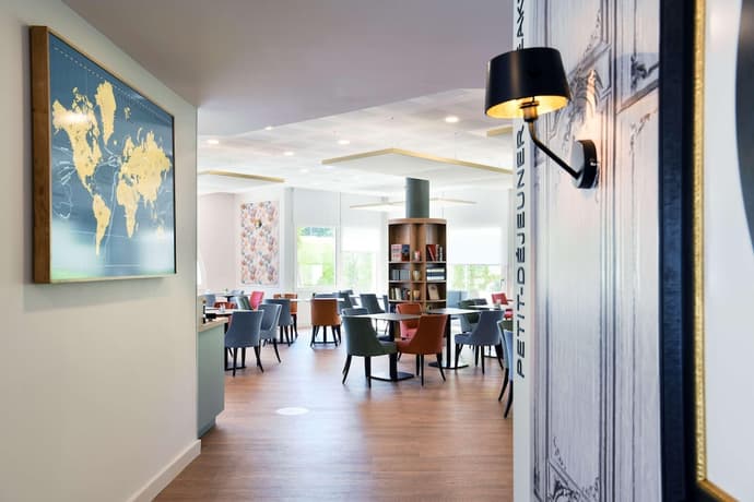 Hôtel Jules Verne Biarritz, Lobby