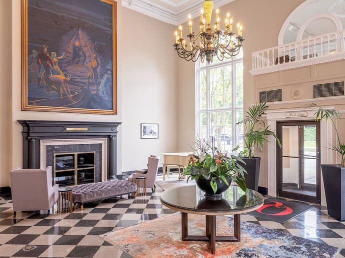 The Queensbury Hotel, Primary image