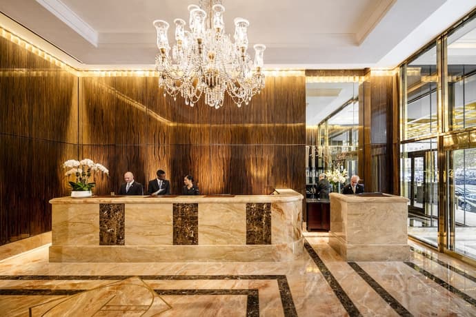 Trump International Hotel & Tower New York, Lobby