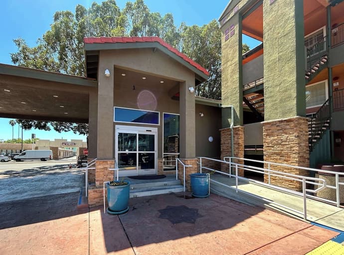Motel 6 Pasadena, CA – Old Town Pasadena Area, Primary image