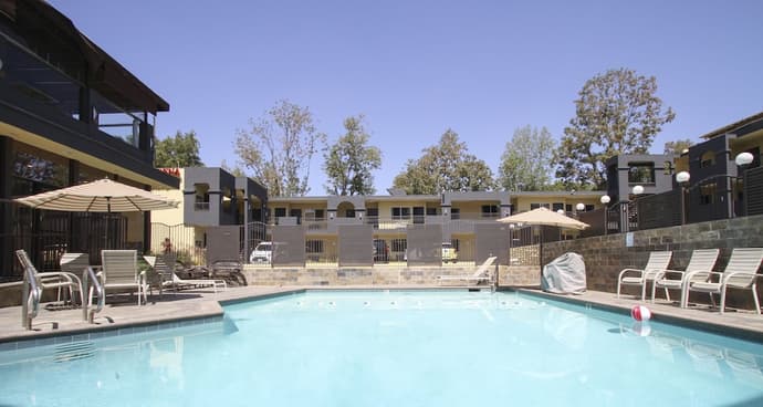 GreenTree Pasadena Inn, Primary image