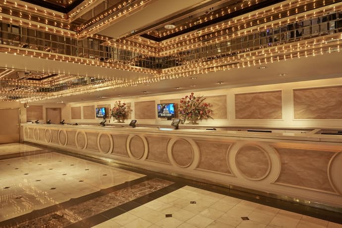 Four Queens Hotel and Casino, Lobby