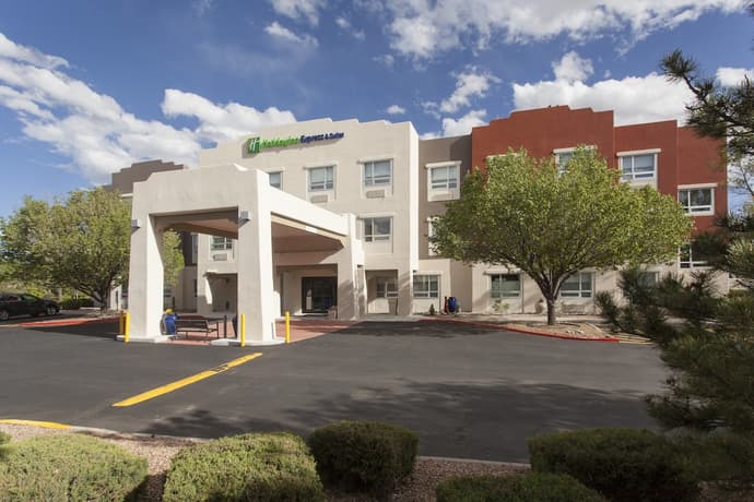 Holiday Inn Express & Suites Santa Fe by IHG, Primary image