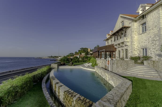 Solar Palmeiras, Primary image