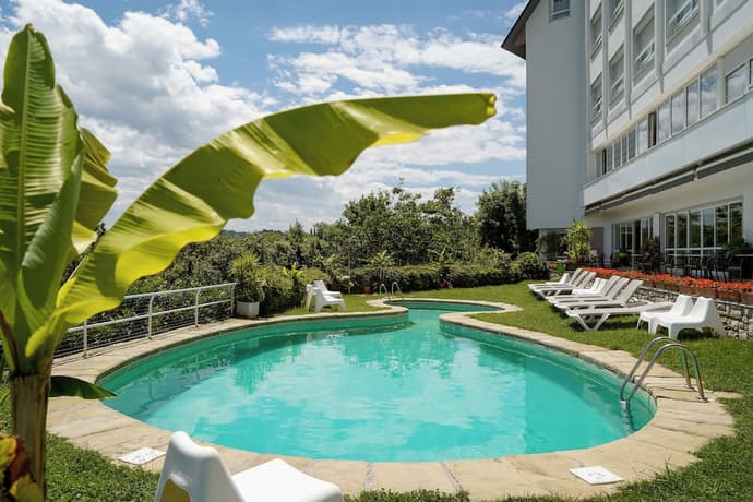 Hotel Avenida, Primary image