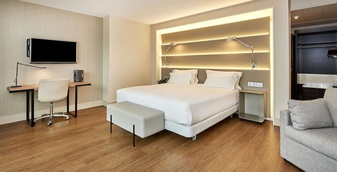 NH Sants Barcelona, Primary image