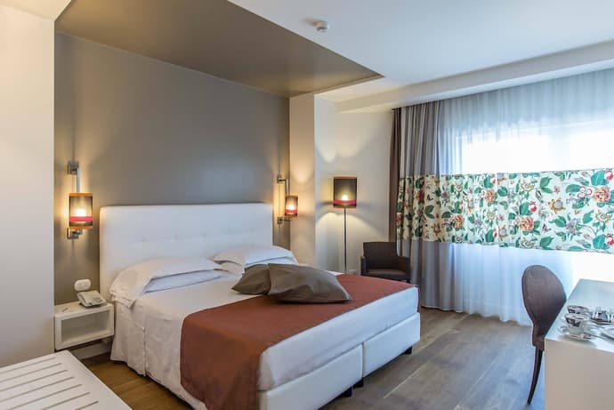 Hotel Caravel, Primary image