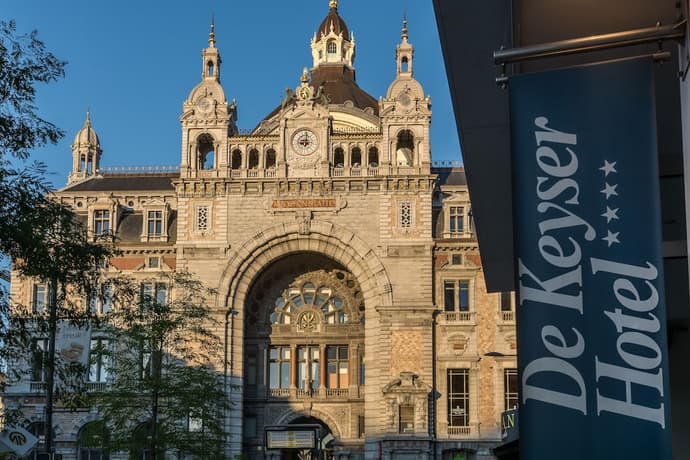 De Keyser Hotel, Primary image