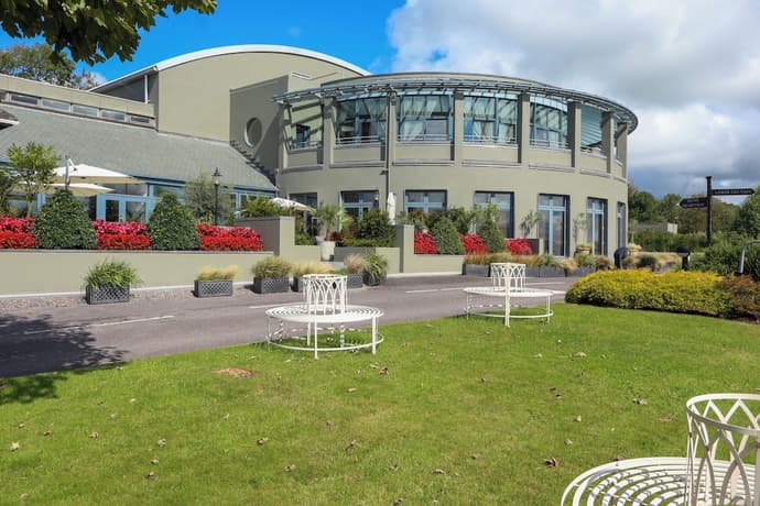 Ballyroe Lodge, Primary image