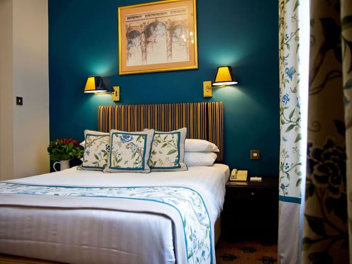 London Lodge Hotel, Primary image