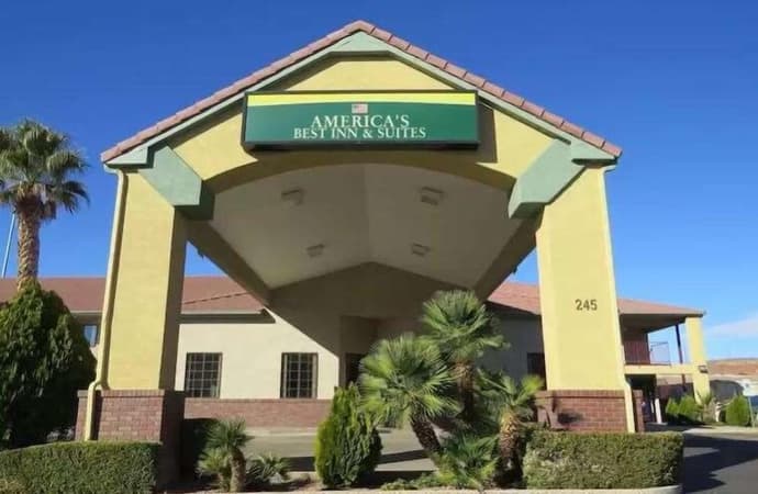 America's Best Inn & Suites, Primary image