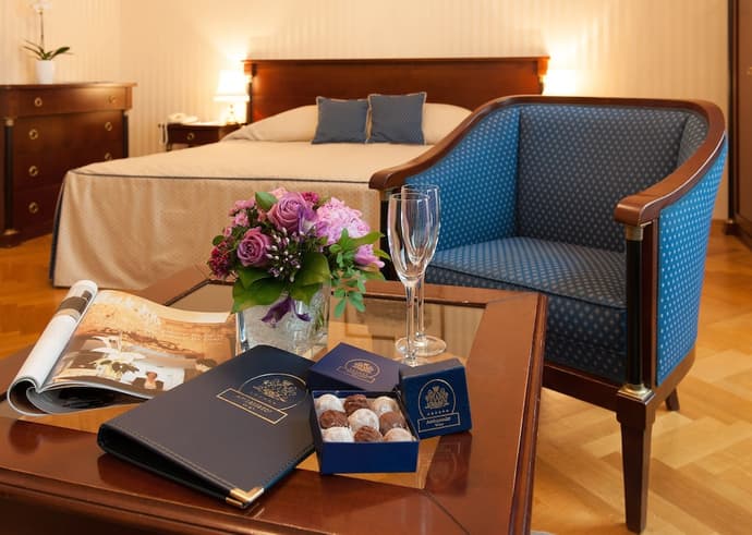 Ambassador Hotel, Primary image