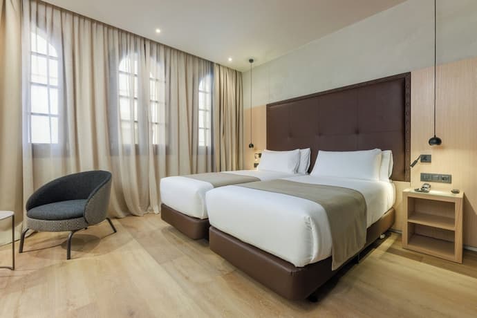 Gran Hotel Barcino, Primary image