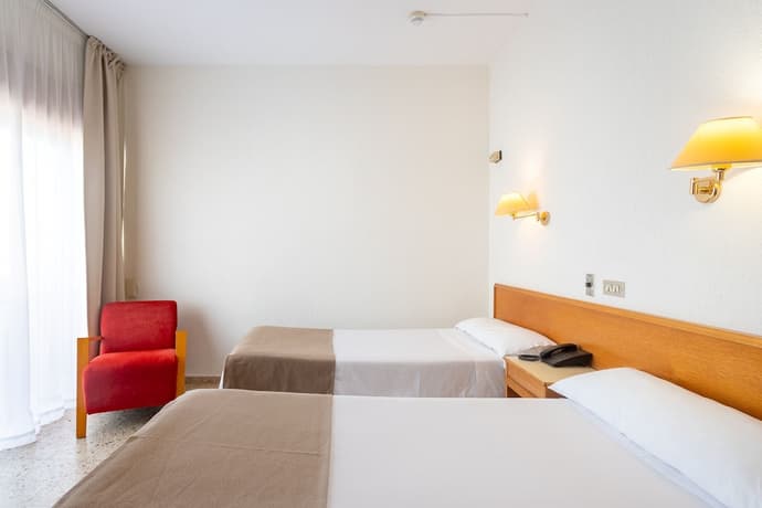 Hotel Leuka, Primary image