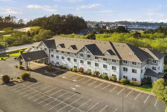 La Quinta Inn & Suites by Wyndham Newport, Primary image