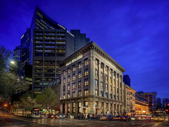 Batman’s Hill on Collins, Primary image