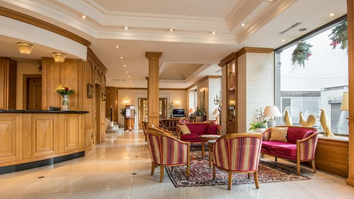 Hotel Bristol, Primary image