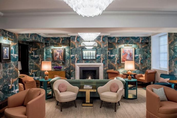 The Bloomsbury, Lobby sitting area