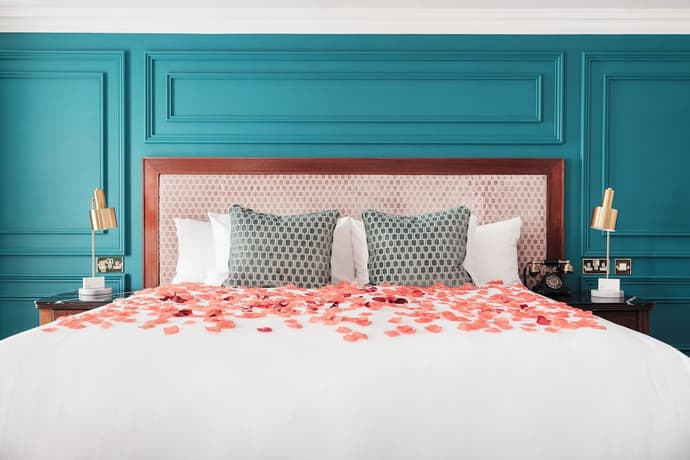 Imperial Hotel, Primary image