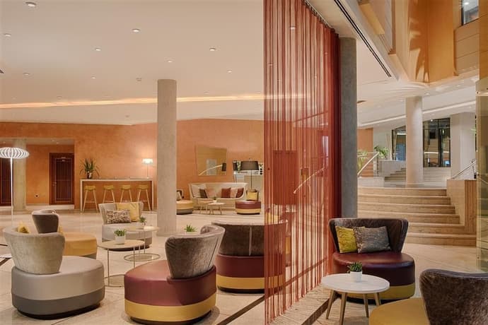 NH Lecco Pontevecchio, Lobby