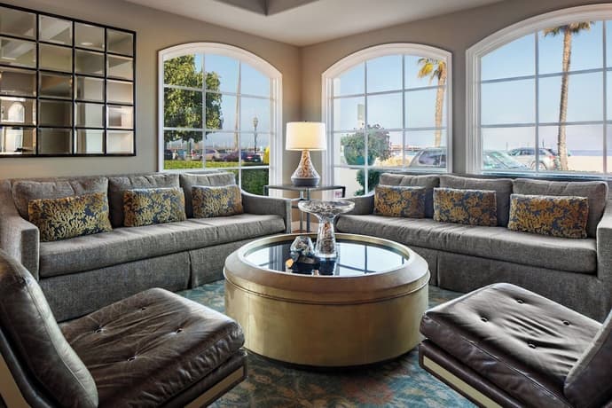 The Milo, Primary image