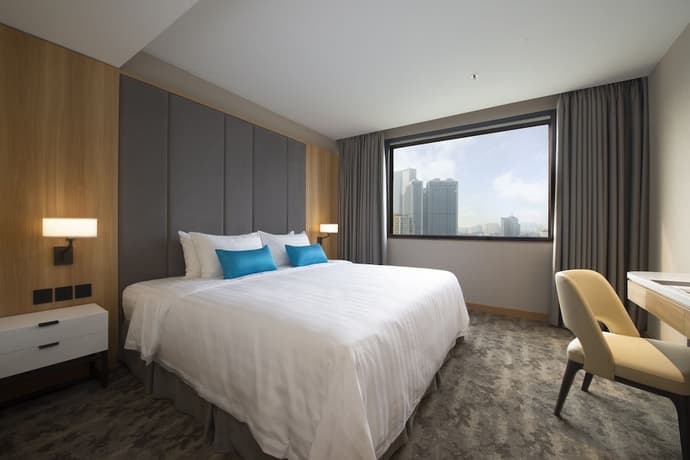 Hanoi Hotel, Primary image