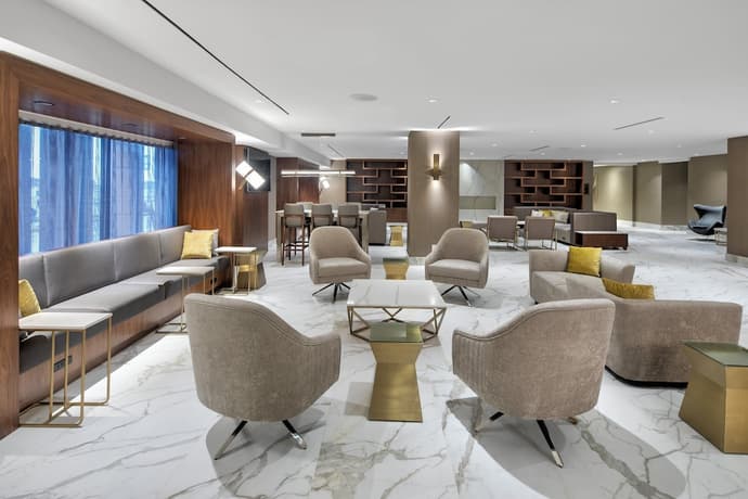 Crowne Plaza Toronto Airport by IHG, Lobby