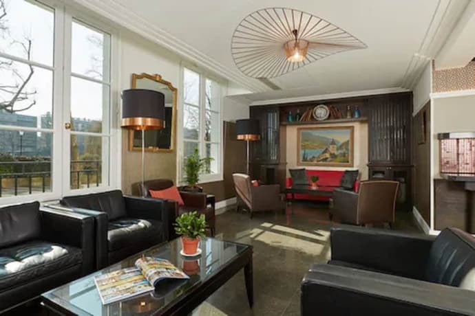 Hotel De La Jatte, Primary image