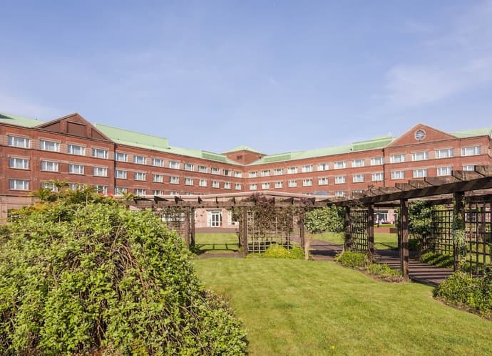 Golden Jubilee Hotel, Primary image