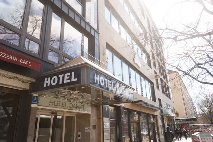 Hotel Daniel, Primary image